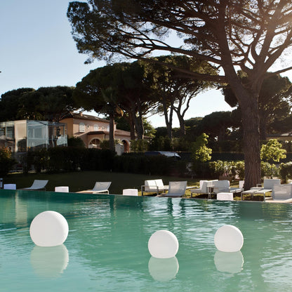 Lampe design boule de jardin