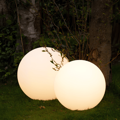 Lampe design boule de jardin